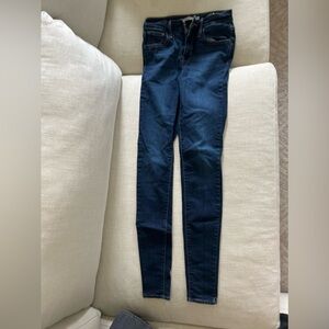 Levi’s 720 stretch skinny jeans